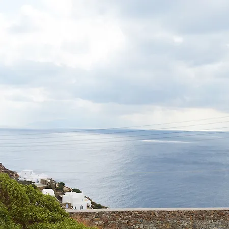 Suites Ξενοδοχείο 2*